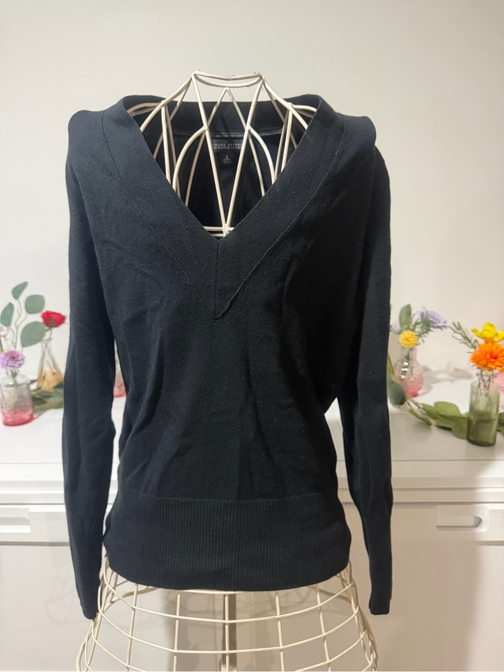 Banana Republic Silk/Cotton/Cashmere Black Deep V-Neck Sweater